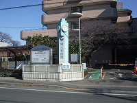 東大和病院を更に超えて直進します。